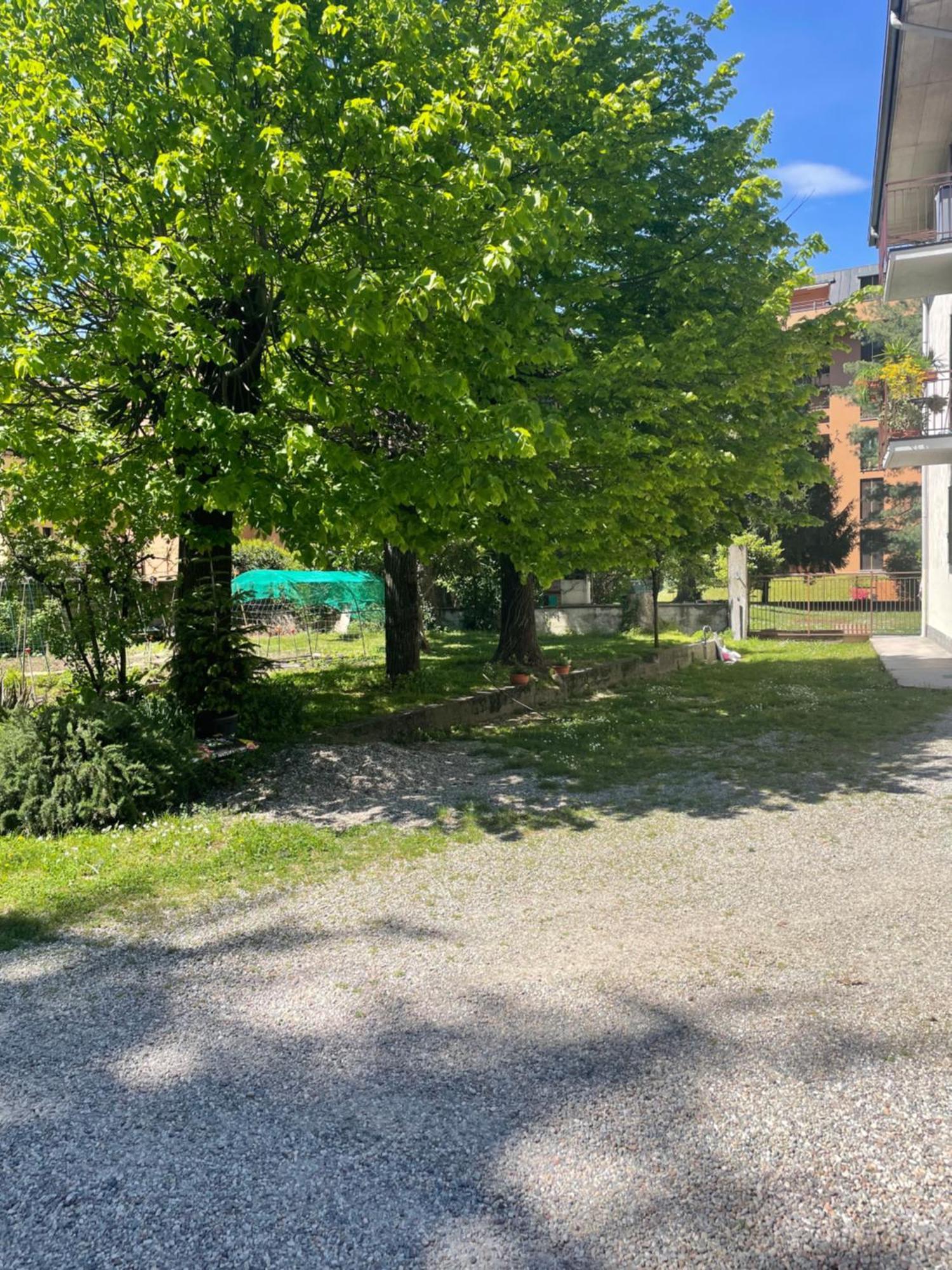 Appartamento Gaia - A Due Passi Dal Centro Laveno-Mombello Luaran gambar